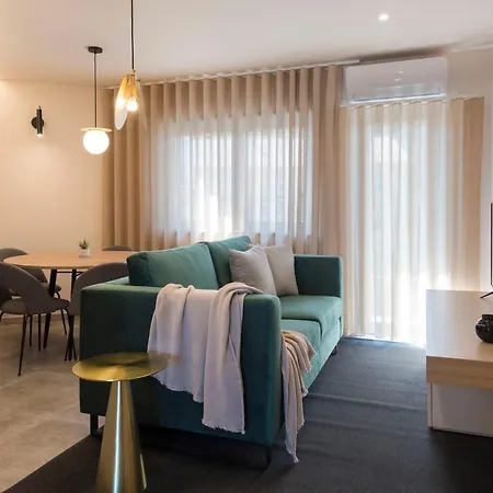 Oliva Welcoming Aparthotel