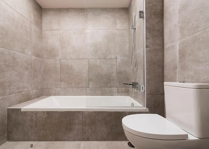 Oliva Welcoming 公寓式酒店 3*